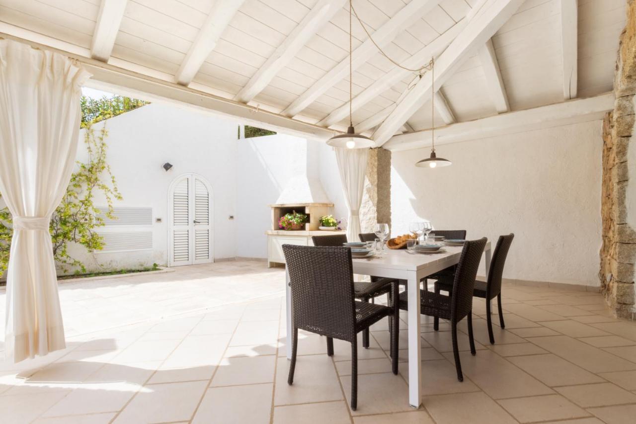 Villa Ginestra Con Piscina E Giardino Privato A 500 Mt Dal Mare カスティアーダス エクステリア 写真