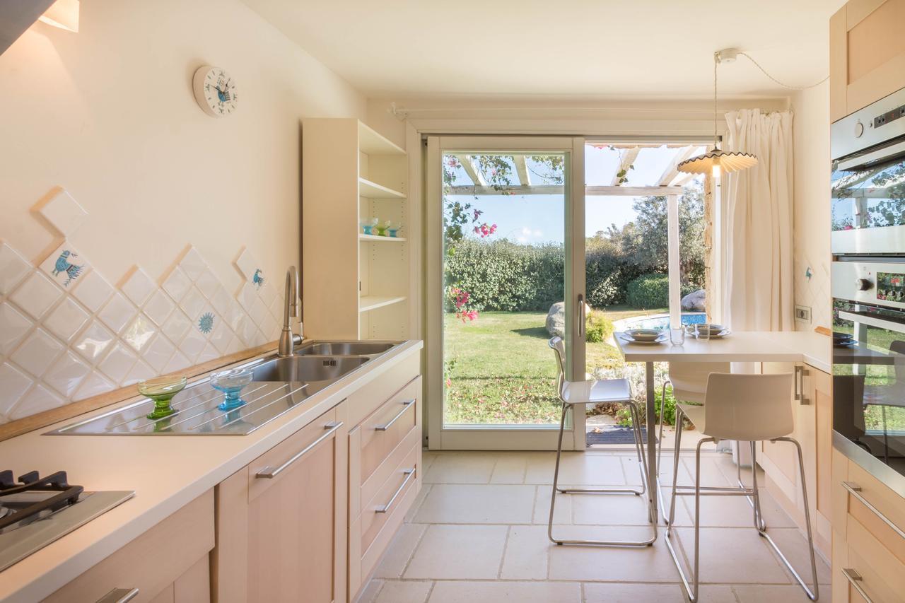 Villa Ginestra Con Piscina E Giardino Privato A 500 Mt Dal Mare カスティアーダス エクステリア 写真
